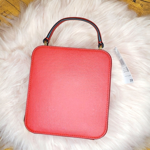 NWT Kate Spade K8097 Disney X Kate Spade New York Vanity Cruella Crossbody - Picture 4 of 7